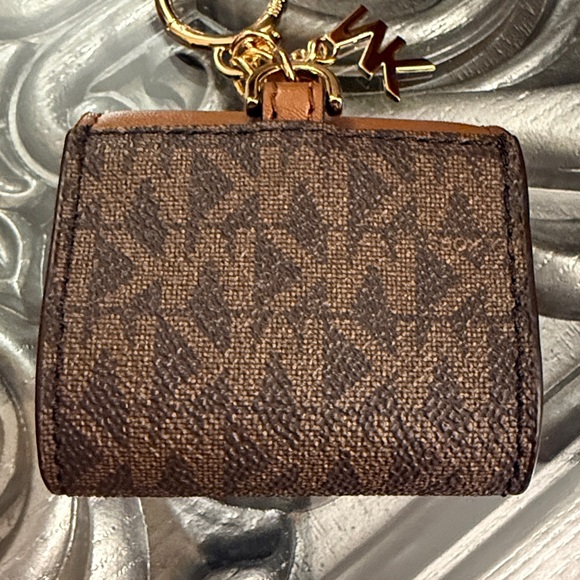 Michael Kors Brown and Tan Leather Logo Keychain Coin Pouch - Picture 5 of 11